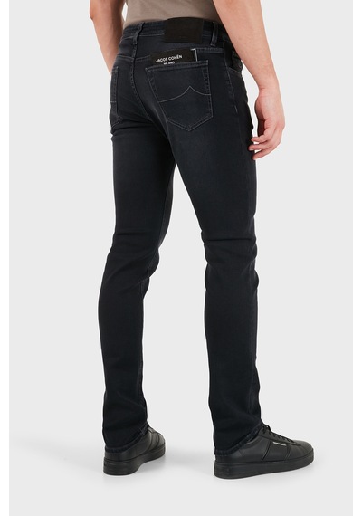 Jacob Cohen Slim Fit Normal Bel Dar Paça Jeans Erkek Kot Pantolon Jum Qe004 S3622 030 S1 600d Siyah Jacob Cohen Slim Fit Normal Bel Dar Paça Jeans Erkek Kot Pantolon Jum Qe004 S3622 030 S1 600d Siyah