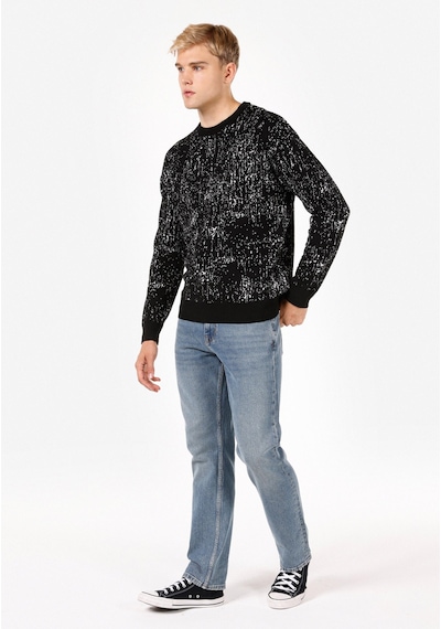 Colin's Colins Regular Fit Yuvarlak Yaka Jakarlı Erkek Siyah Kazak Cl1071047 Q1.v2 Blk Siyah Colin's Colins Regular Fit Yuvarlak Yaka Jakarlı Erkek Siyah Kazak Cl1071047 Q1.v2 Blk Siyah