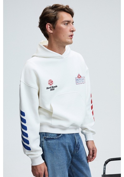 Grimelange ABISMO Erkek Kapüşonlu Kanguru Cepli Kolları ve Sırtı Baskılı Relaxed Fit Beyaz Sweatshirt