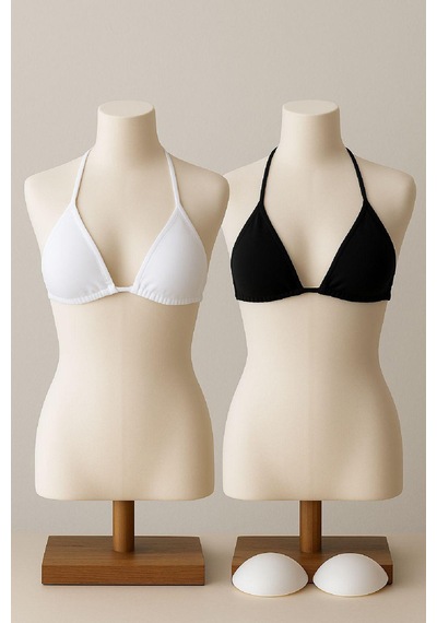 Moda Dua Kadın Siyah Ve Beyaz Minimal Kesim Üçgen Bikini Üstü Çok Renkli