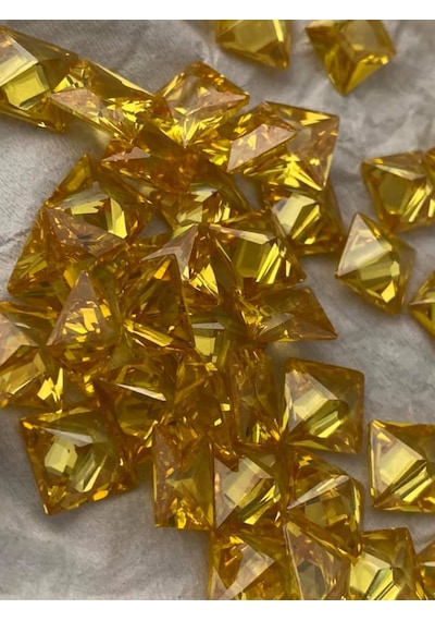 Prenses Kesim Sarı Zirkon Taş 11X11Mm 38 Adet
