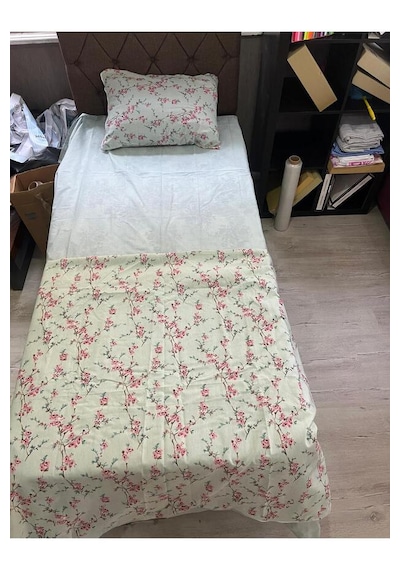 Tek Kişilik Nevresim Takımı Çiçek Dalları Desenli