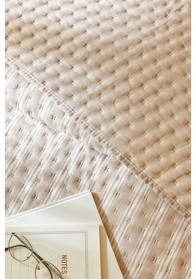 Ocean Home Textile Pamuklu Kaapitoneli Bej Renk Çizgi Desen Tek Kişilik Yatak Örtüsü Seti 1 Adet 160 X 230 / 1 Adet 50 X 70 Cm Ocean Home Textile Pamuklu Kaapitoneli Bej Renk Çizgi Desen Tek Kişilik Yatak Örtüsü Seti 1 Adet 160 X 230 / 1 Adet 50 X 70 Cm