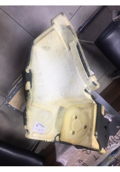 Ayak Koyma Döşemesi Sağ 2007-2013 Arası Ford Transit
