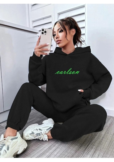 Carlson Eşofman Takımı Sweatshirt Jogger - Siyah Baskılı Oversize Şardonlu Kapüşonlu Siyah Carlson Eşofman Takımı Sweatshirt Jogger - Siyah Baskılı Oversize Şardonlu Kapüşonlu Siyah