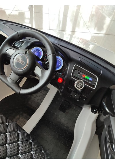 Kral Öykü Bebek Dünyası Audi Qsuv 12 Volt Uzaktan Kumandali Araba Beyaz