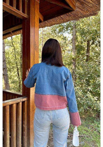 Kadın Mavi & Kırmızı Denim Kontrast Çift Renk Detay, Ön Düğmeli Manşetli, Kot Ceket Mavi