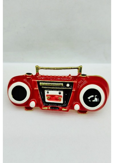 Retro Kırmızı Boombox Radyo Tasarım Broş Vintage Müzik Severler İçin Şık Aksesuar Kırmızı