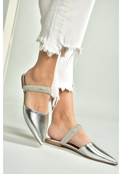 Fox Shoes U590491809 Gümüş Sivri Burunlu Kadın Terlik Gümüş-suni Deri
