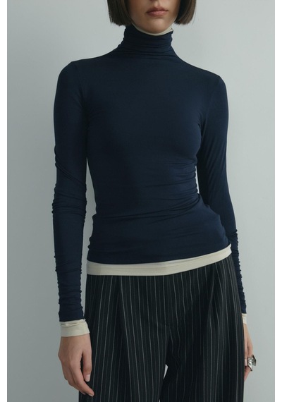 Suud Collection Lacivert Boğazlı Body