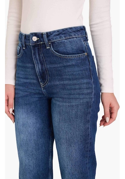 Defacto Mom Fit Yüksek Bel Bilek Boy Jean Yıkamalı Pantolon G6898ax25cwnm34 Mavi-nm34 Defacto Mom Fit Yüksek Bel Bilek Boy Jean Yıkamalı Pantolon G6898ax25cwnm34 Mavi-nm34