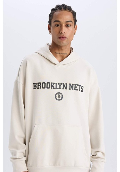 DeFactoFit NBA Brooklyn Nets Oversize Geniş Kalıp Kapüşonlu Sırt Baskılı Skuba Dalgıç Kumaş Sweatshirt D6711AX25SPBG662