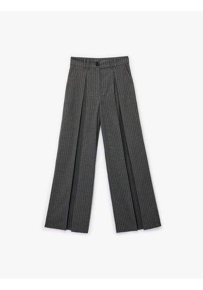Koton Fermuar Detaylı Cepli Viskon Karışımlı Geniş Paça Pantolon Gri Çizgili 6wal40019ıw Gri Çizgili Koton Fermuar Detaylı Cepli Viskon Karışımlı Geniş Paça Pantolon Gri Çizgili 6wal40019ıw Gri Çizgili