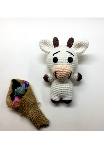 Amigurumi Sevimli Miniklerden İnek Sağlıklı Oyuncak El Örgüsü