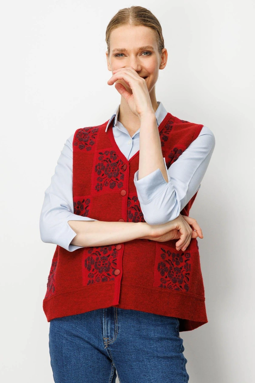 Desen Triko Kadın Pıtırcık Çiçekli Patchwork Keçe Yün Yelek Y.kırmızı K.mürdüm Y.kırmızı K.mürdüm Desen Triko Kadın Pıtırcık Çiçekli Patchwork Keçe Yün Yelek Y.kırmızı K.mürdüm Y.kırmızı K.mürdüm