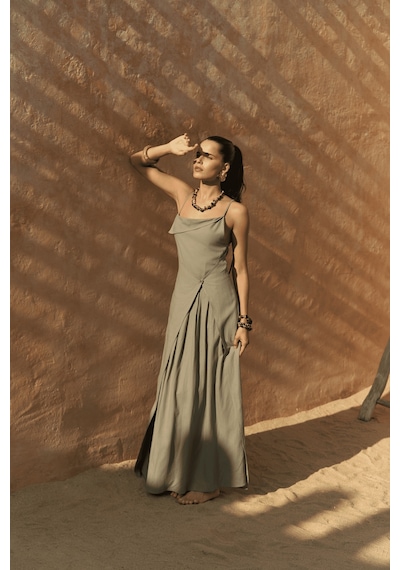 Mai Collection Mai Studios Co. Blantyre Askılı Uzun Haki Keten Elbise Haki
