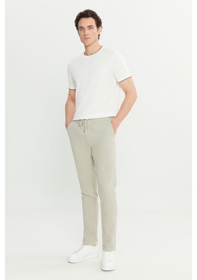 AC&Co / Altınyıldız Classics Erkek Acık Grı Pamuklu Slim Fit Dar Kesim Beli Bağlamalı Yan Cepli Esnek Pantolon Acık Grı AC&Co / Altınyıldız Classics Erkek Acık Grı Pamuklu Slim Fit Dar Kesim Beli Bağlamalı Yan Cepli Esnek Pantolon Acık Grı
