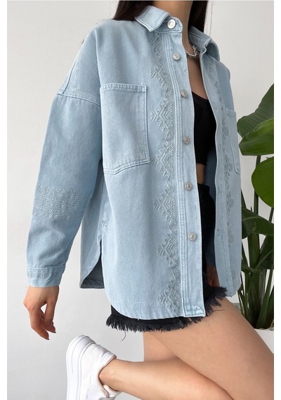 Femelle Kadın Buz Mavi Yeni Sezon Çift Cepli Standart Beden Nakış Işlemeli Oversize Ceket
