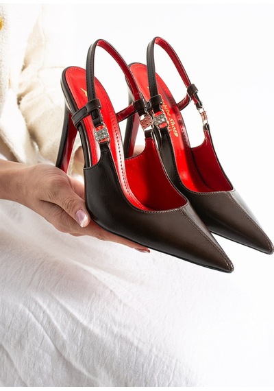 Lebibe Shoes Velmora Kadın Kahve Sivri Burun Slingback 11 Cm İnce Topuk Taş Aksesuar Detaylı Ayakkabı Kahverengi Lebibe Shoes Velmora Kadın Kahve Sivri Burun Slingback 11 Cm İnce Topuk Taş Aksesuar Detaylı Ayakkabı Kahverengi