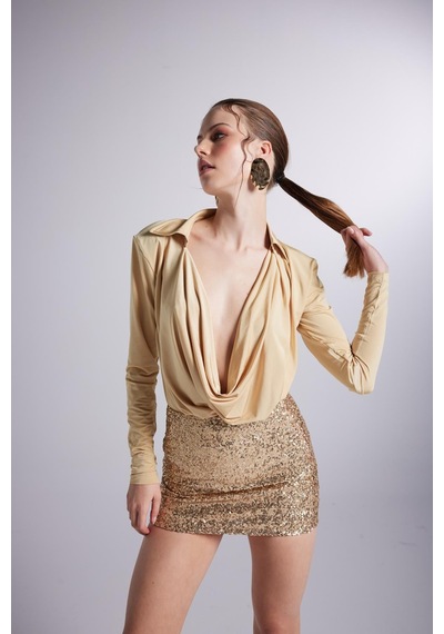 Holly Lolly Degaje Yaka Dekolteli Çıtçıtlı Taylor Bodysuit Gold