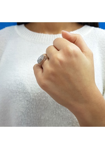 Lova 0,58 Karat Baget Ve Dört Köşe Pırlanta Yüzük - 1010364