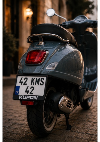 Kupon Yazılı Motosiklet Plakalık