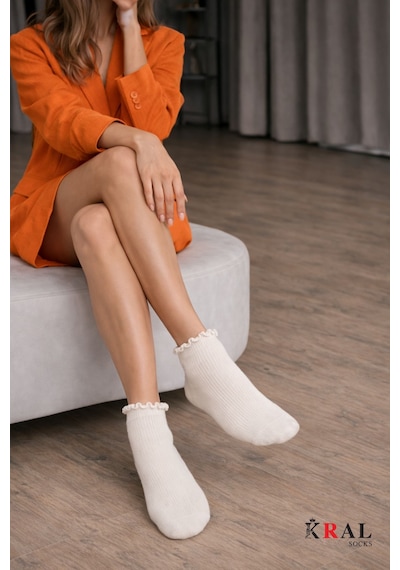 Kral Socks 3 Çift Pamuklu Fırfırlı Kadın Patik Çorap Dikişsiz Burun Ekru