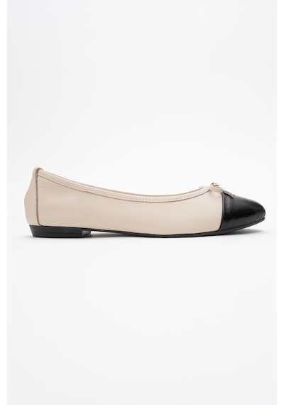 Luvishoes Luvi Shoes Jens Bej-siyah Cilt Hakiki Deri Fiyonklu Kadın Babet Ayakkabı Bej - Siyah