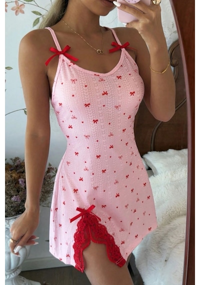 Bella Notte Toz Pembe Fiyonk Desenli İnce Askılı Yırtmaç Detaylı Gecelik