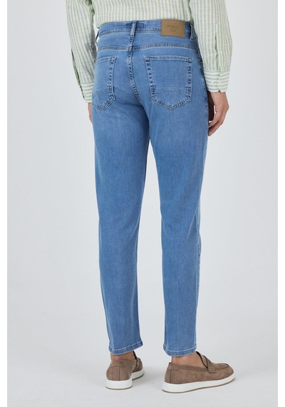 Koyu Mavi Gabardin 5 Cep Düz Paça Casual Slim Fit Pamuklu Denim Pantolon 1023250156 Koyu Mavi Koyu Mavi Gabardin 5 Cep Düz Paça Casual Slim Fit Pamuklu Denim Pantolon 1023250156 Koyu Mavi