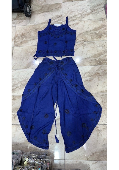 Bohem Stil Otantik Nakış İşlemeli Harem Şalvar Pantolon Buluz Takım-8816 Koyu Lacivert Bohem Stil Otantik Nakış İşlemeli Harem Şalvar Pantolon Buluz Takım-8816 Koyu Lacivert