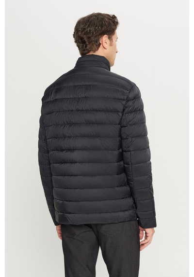AC&Co / Altınyıldız Classics Erkek Sıyah Standart Fit Normal Kesim Dik Yaka Yan Cepli Casual Mont Siyah AC&Co / Altınyıldız Classics Erkek Sıyah Standart Fit Normal Kesim Dik Yaka Yan Cepli Casual Mont Siyah