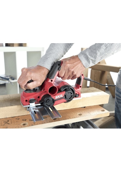 Skil 1590AA 710W Planya