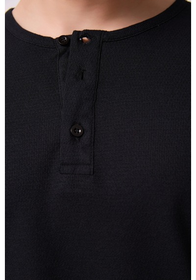 Defys Erkek Henley Yaka %100 Pamuklu Dokulu Kumaştan Kısa Kollu Günlük Basic Siyah Tişört Siyah - 852146174 Siyah Defys Erkek Henley Yaka %100 Pamuklu Dokulu Kumaştan Kısa Kollu Günlük Basic Siyah Tişört Siyah - 852146174 Siyah