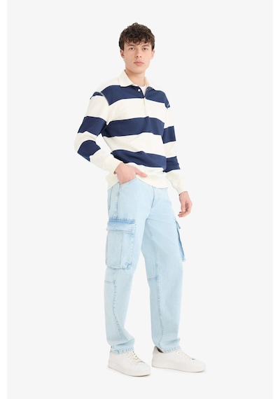 DeFacto Relax Fit Polo Yaka Çizgili Kalın Sweatshirt D7478AX25SPNV64 DeFacto Relax Fit Polo Yaka Çizgili Kalın Sweatshirt D7478AX25SPNV64