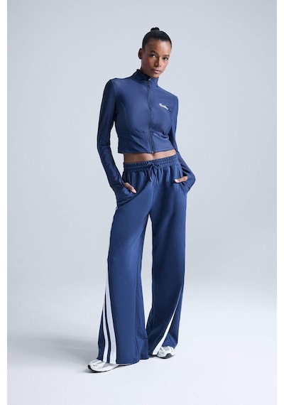 Defacto Defactofit Slim Fit Dar Kesim Dik Yaka Baskılı Fermuarlı Hırka E7717ax25aunv238 Lacivert