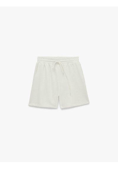Koton Slim Fit Beli Bağcıklı Cepli Simli Mini Şort Ekru 6sal40139ık