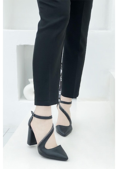 Feles 410 Kadın Topuklu Ayakkabı Siyah Taşlı