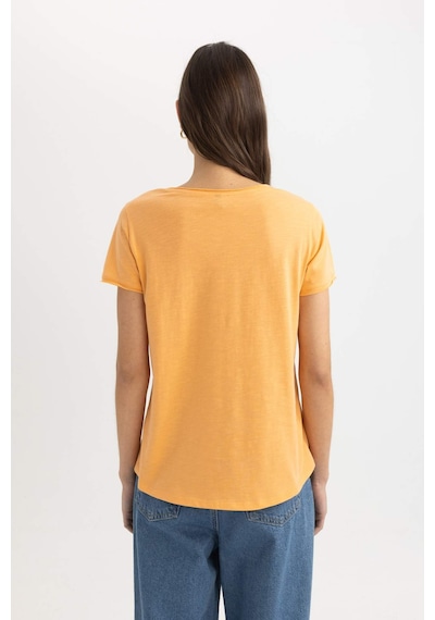 DeFacto Regular Fit Yuvarlak Yaka Basic Düz Kısa Kollu Tişört K1508AZ24SMOG81 DeFacto Regular Fit Yuvarlak Yaka Basic Düz Kısa Kollu Tişört K1508AZ24SMOG81