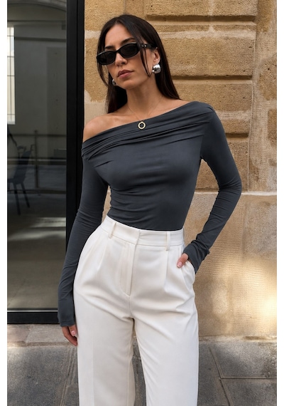 Seeh Füme Kayık Yaka Büzgülü Kadın Body Sh225