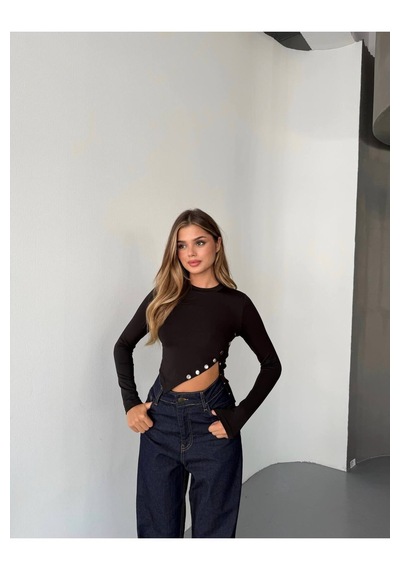 Kechi Woman Dalgıç Kumaş Çıtçıtlı Crop Siyah