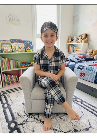Aliş Kids Erkek Çocuk Pamuklu Gri Ekose Desenli Kısa Kollu Gömlek Yaka Düğmeli Yazlık Pijama Takımı Aliş Kids Erkek Çocuk Pamuklu Gri Ekose Desenli Kısa Kollu Gömlek Yaka Düğmeli Yazlık Pijama Takımı