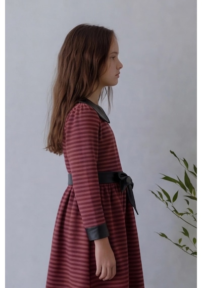 Fesshera Kids Kız Çocuk Elbise Suni Deri Detaylı Bebe Yaka Sırtı Fermuarlı Şık Elbise Pembe Fesshera Kids Kız Çocuk Elbise Suni Deri Detaylı Bebe Yaka Sırtı Fermuarlı Şık Elbise Pembe