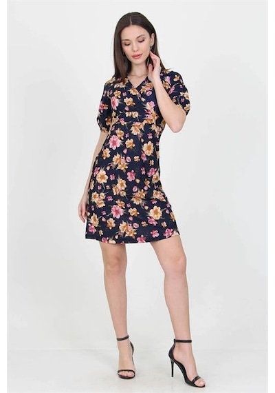 Dip Moda Kadın Kruvaze Yaka Çiçek Desenli Örme Krep Mini Elbise Nb100221 Lacivert Dip Moda Kadın Kruvaze Yaka Çiçek Desenli Örme Krep Mini Elbise Nb100221 Lacivert
