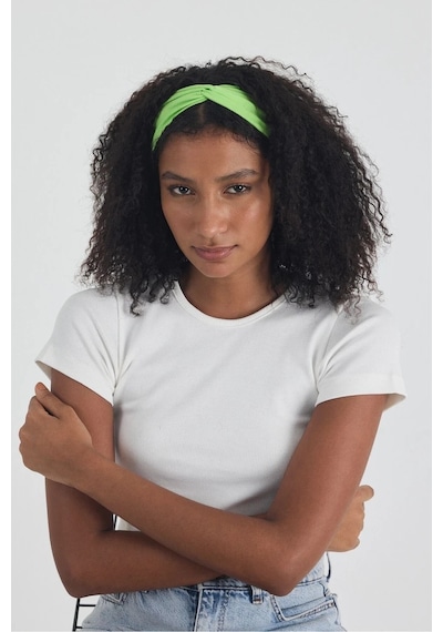 Butikgiz Beyaz Kısa Kol Bisiklet Yaka Vücuda Oturan Kaşkorse Crop + Bandana Set %100 Pamumklu, Esnek Rahat Beyaz-fıstık Yeşili