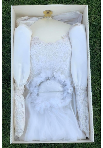 Claire Diamond Vintage Nakış İşlemeli Gelinlik Beyaz