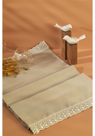 Lale Fransız Dantelli Kumaş Runner