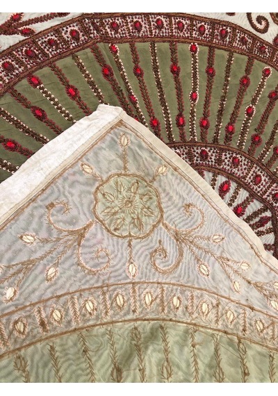El İşi Otantik İşlemeli Boncuklu Taşlı Tel Kırma Masa Örtüsü 105x98cm 018