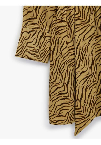 Koton Kruvaze Fular Yaka Uzun Kollu Kloş Kesim Mini Saten Leopar Elbise Bej Desenli 7wak80056uw Ekru Koton Kruvaze Fular Yaka Uzun Kollu Kloş Kesim Mini Saten Leopar Elbise Bej Desenli 7wak80056uw Ekru