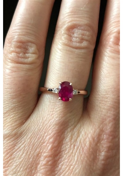 Yakut&swarovski Taşlı Nişan Yüzüğü - Ak0118
